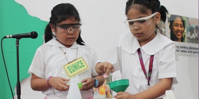 Vietnam hosts second science film festival - 1 Vietnam hosts second science film festival - 1