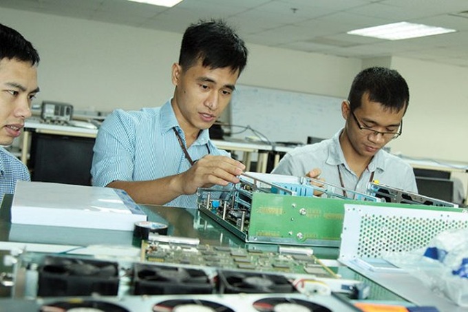 Local enterprises recognize need for greater knowledge - 1 Local enterprises recognize need for greater knowledge - 1