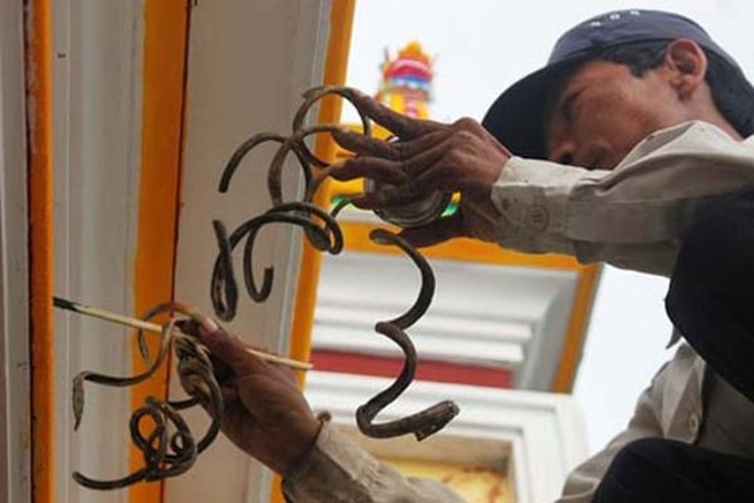 Vietnamese man hasn’t clipped his fingernails in over 35 years - 5