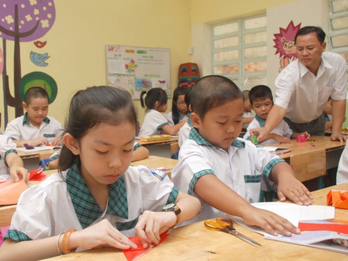 School leaders responsible for money mismanagement - 1 School leaders responsible for money mismanagement - 1