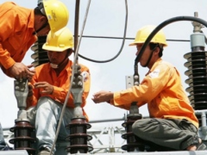 EVN to kick-start more power plants in April - 1