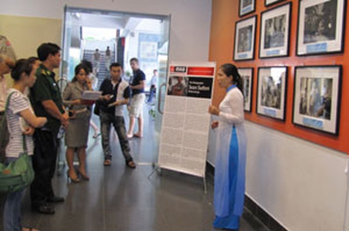 Photo exhibition focuses on ordnance clearance - 1