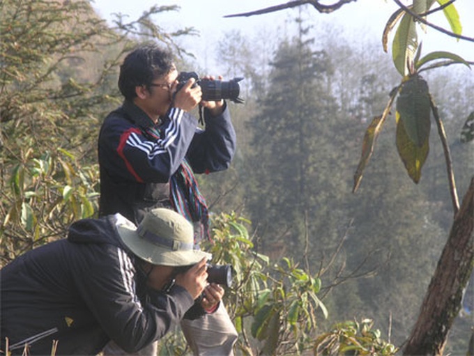 Cloudy Sapa attracts visitors - 3