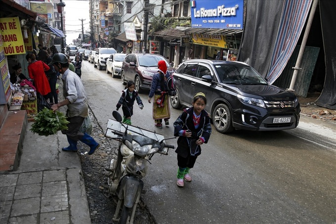 Unsustainable tourism ruins Sapa - 5