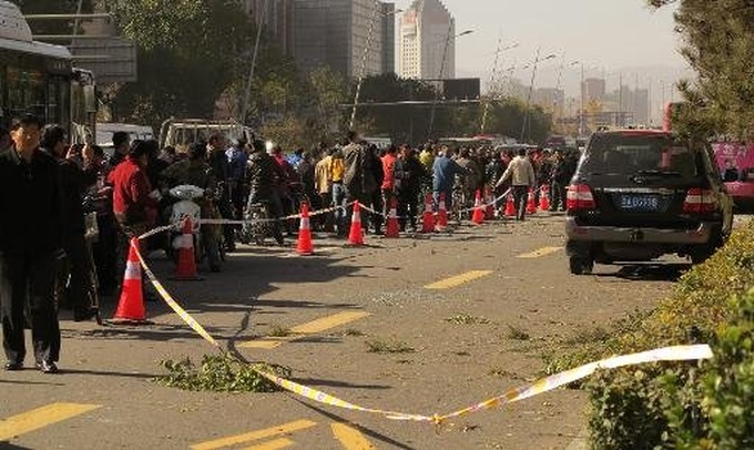 One dead in blasts near Communist provincial HQ in China - 1