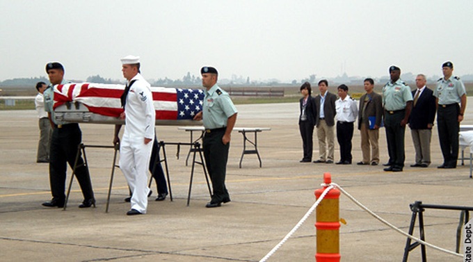 Vietnam willing to solve post-war issues with US - 1