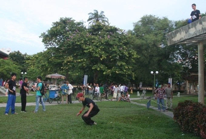 Parkour comes to Hue - 4 Parkour comes to Hue - 4