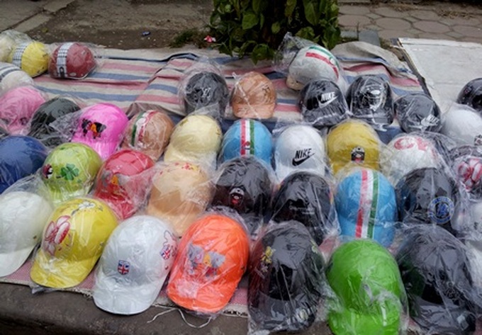 Substandard helmets proliferate cities - 1