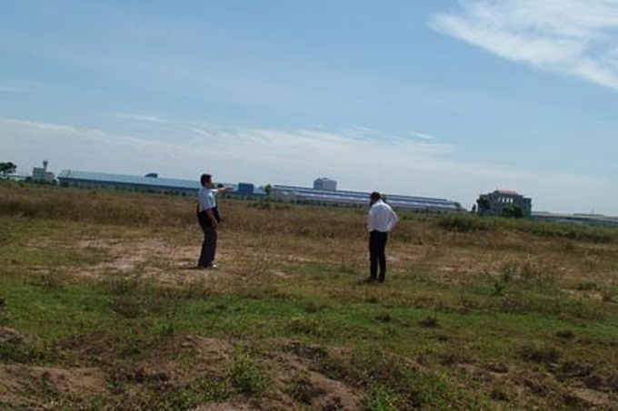 Provincial authorities of Binh Duong denounced for delaying work - 1