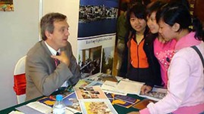 Russia, Vietnam boost education and training cooperation - 1