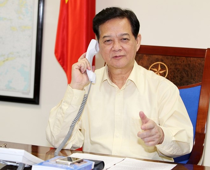 Vietnamese, Japanese PMs hold phone talks - 1