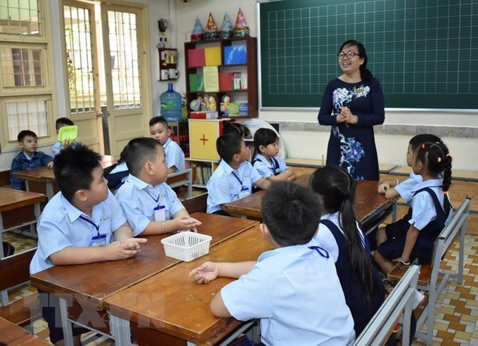 HCM City: Over 1 million students enter new school year - 1