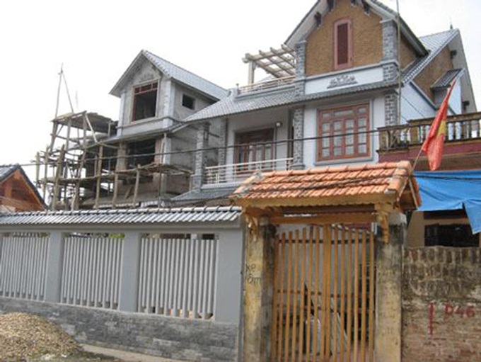 Chu Minh Commune ravaged by dark side of gold fever - 3 Chu Minh Commune ravaged by dark side of gold fever - 3
