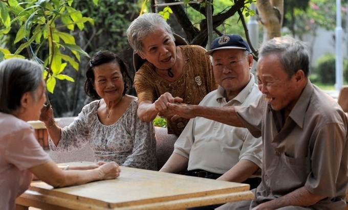 Vietnam prepares to support aging population - 1