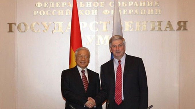 Party leader Trong meets Russian legislators - 1