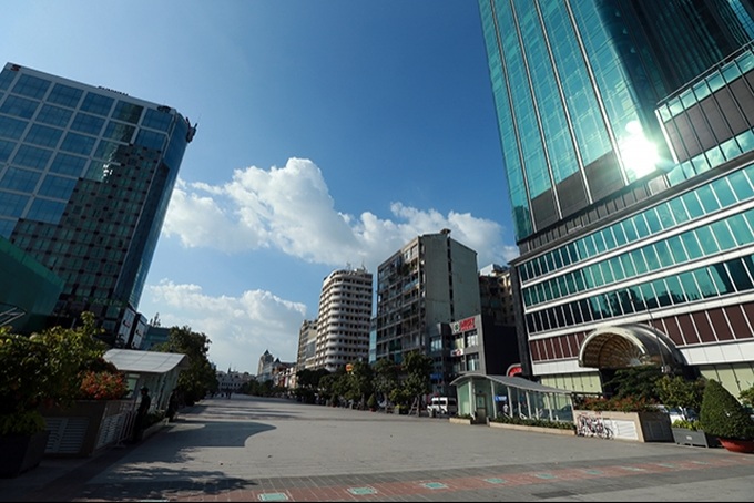 Nguyen Hue leads HCMC property price - 1