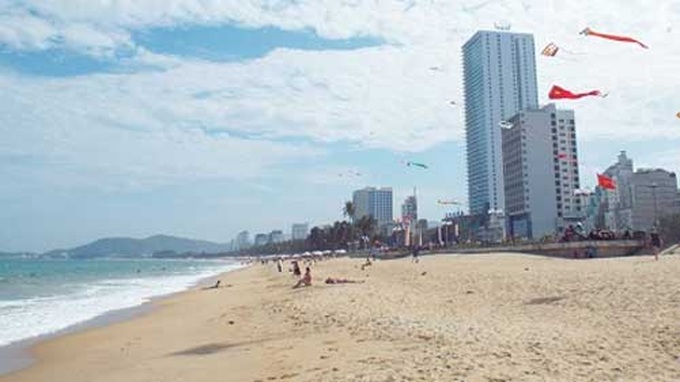 More Chinese tourists flock to Nha Trang - 1
