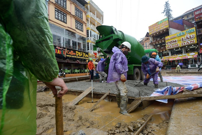 Bumpy rides on Sapa’s bad roads - 8 Bumpy rides on Sapa’s bad roads - 8