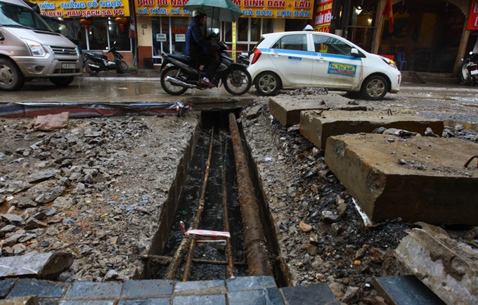 Bumpy rides on Sapa’s bad roads - 2 Bumpy rides on Sapa’s bad roads - 2