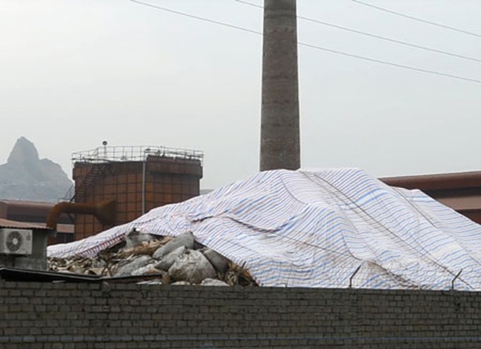 Waste recycling plant in Hai Duong that pollutes area  urged to close - 3