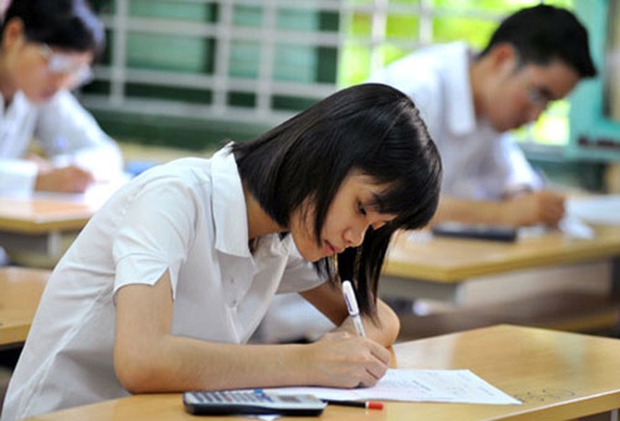 Nearly 500,000 students sit tertiary entrance exams - 1 Nearly 500,000 students sit tertiary entrance exams - 1