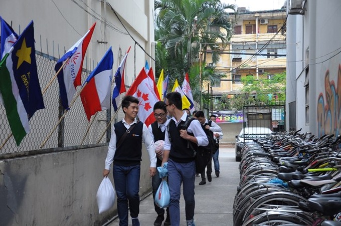 Educator tries to give meaning to Teachers' Day - 2