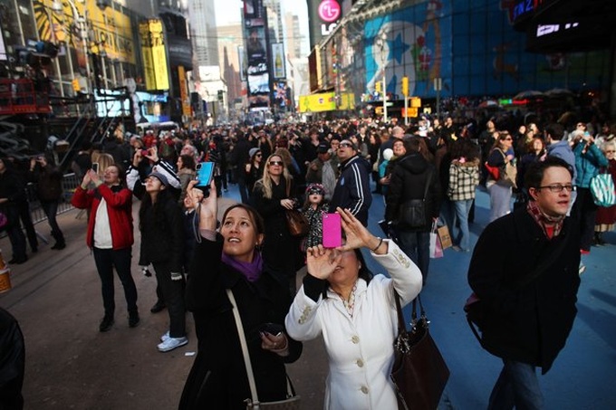 World to ring in 2012 with spectacular fireworks - 3