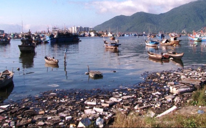 MoNRE reports on status of marine environment in polluted central provinces - 1
