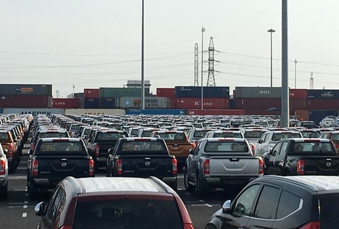 Car imports sharply increase - 1