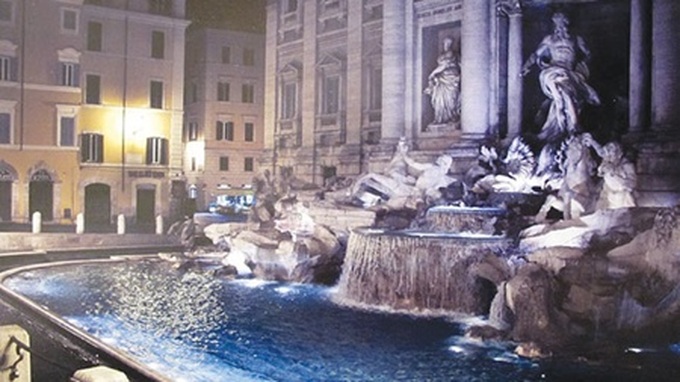 Italian nights lend inspiration to city photographer - 1