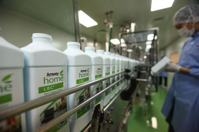 Multi-level marketing firm attempts to deflect accusations - 1