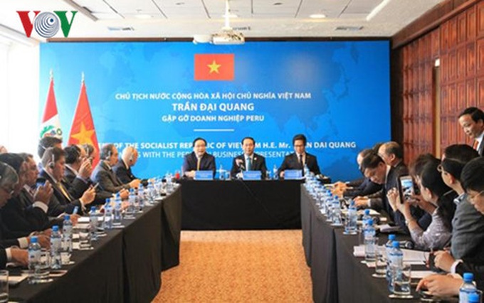 President Quang meets with Peru business leaders - 1