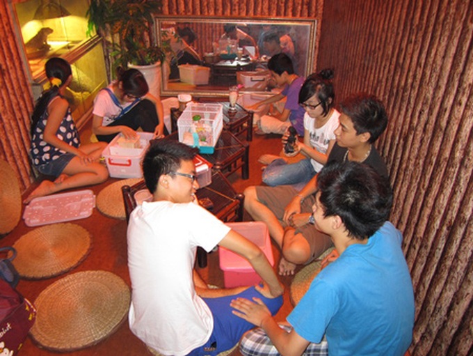 Pet cafes become fashionable in Hanoi - 7