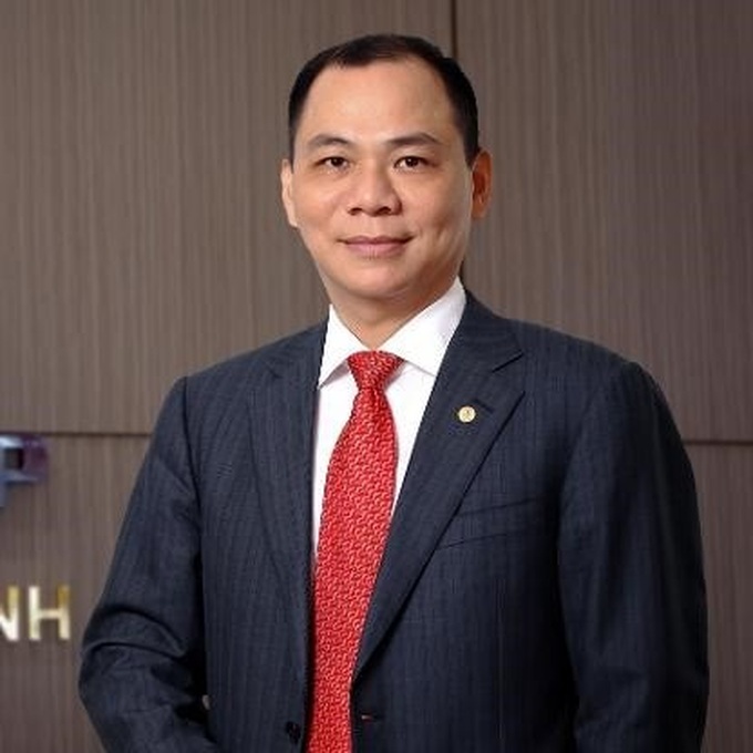 Vietnamese billionaire moves up in Forbes ranking - 1