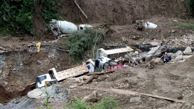 Flood and landslide wrecks Yen Bai - 1