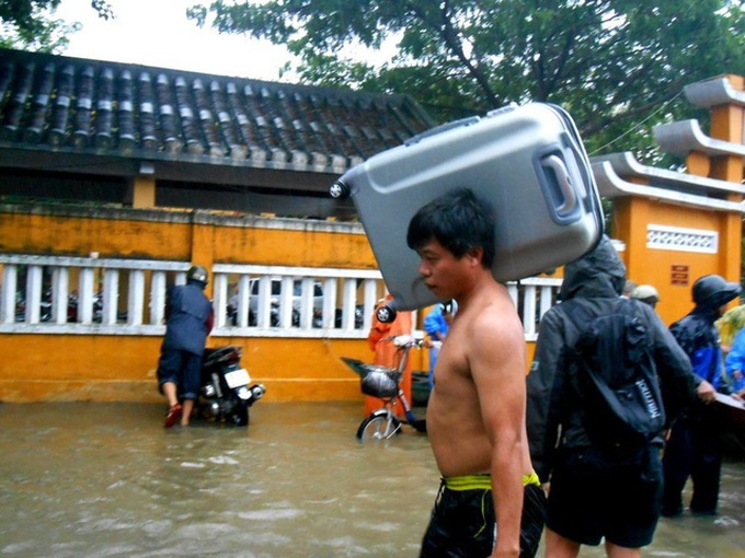 Central region faces serious flooding - 3 Central region faces serious flooding - 3