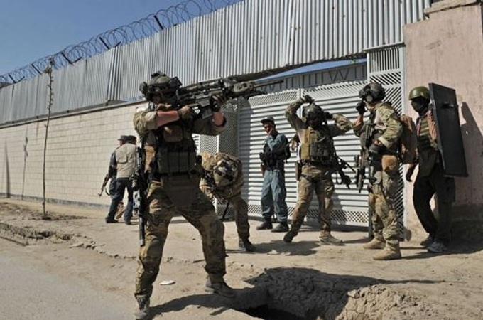 Taliban's 'spring offensive' rocks Afghanistan - 1