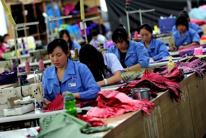 Foreign investment in China falls further - 1