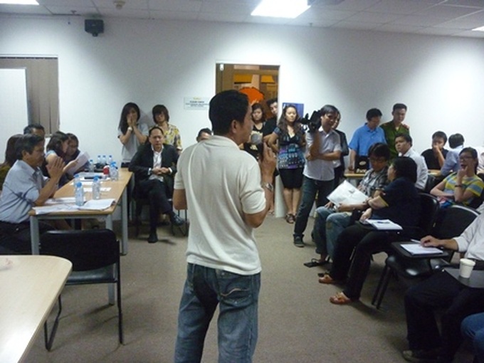 Students denounce Raffles School for fraud - 1 Students denounce Raffles School for fraud - 1