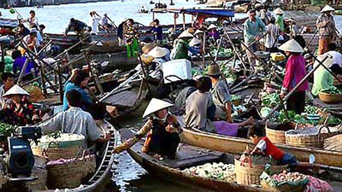 Floating markets – the essence of the Mekong Delta - 1 Floating markets – the essence of the Mekong Delta - 1