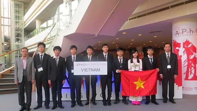 Local students excel at Asian Physics Olympiad - 1