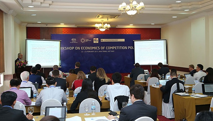 APEC officials seek new form of co-operation - 2