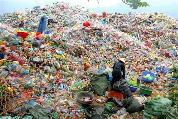 Vietnam to work with Japan in marine plastic waste reduction - 1
