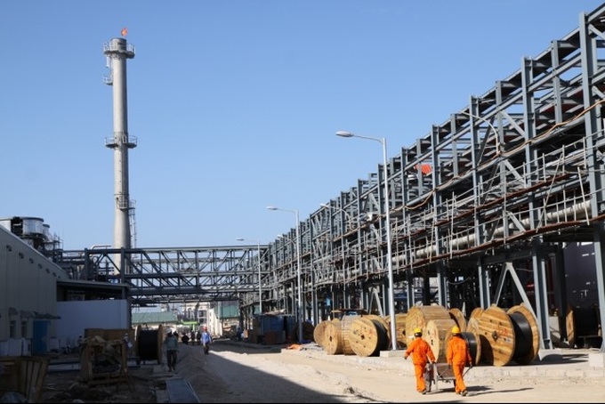 Five prosecuted for massive losses at state-run firm - 1