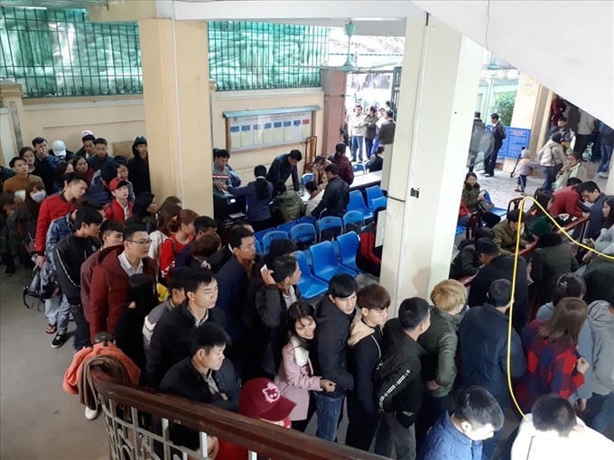Thousands prepare to work overseas after Tet - 1
