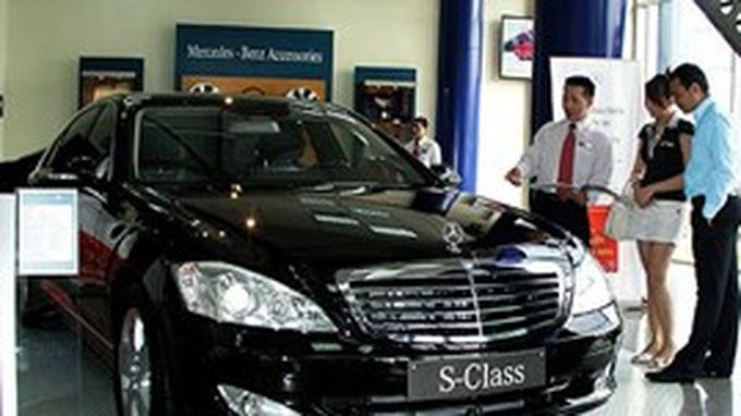 Car import tax to drop to zero by 2018 - 1