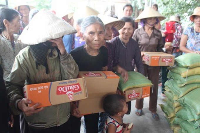 DTiNews supports flood victims in Nghe An - 7