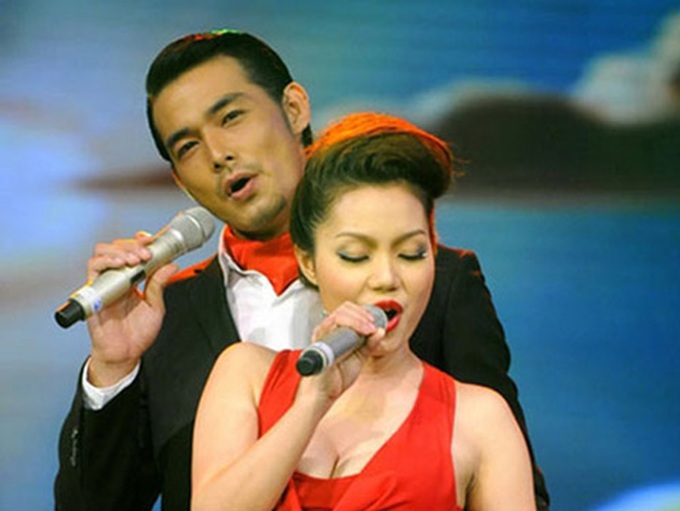 Artists swim in the pools of TV game shows - 3