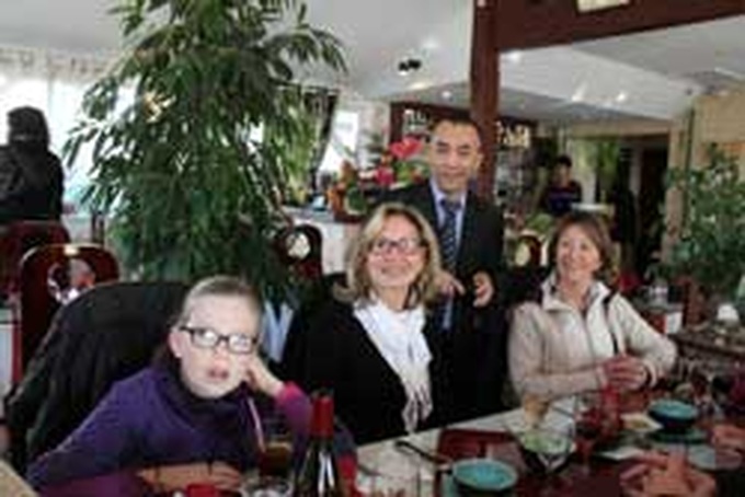 French get a taste of Vietnam - 1