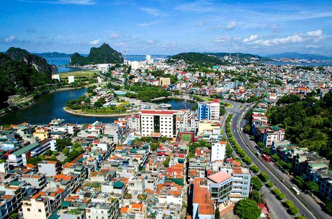 Quang Ninh tops Provincial Competitive Index 2017 - 1